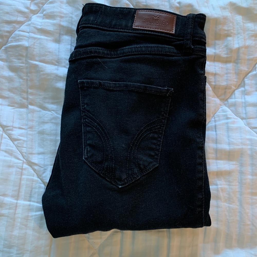 black skinny jeans